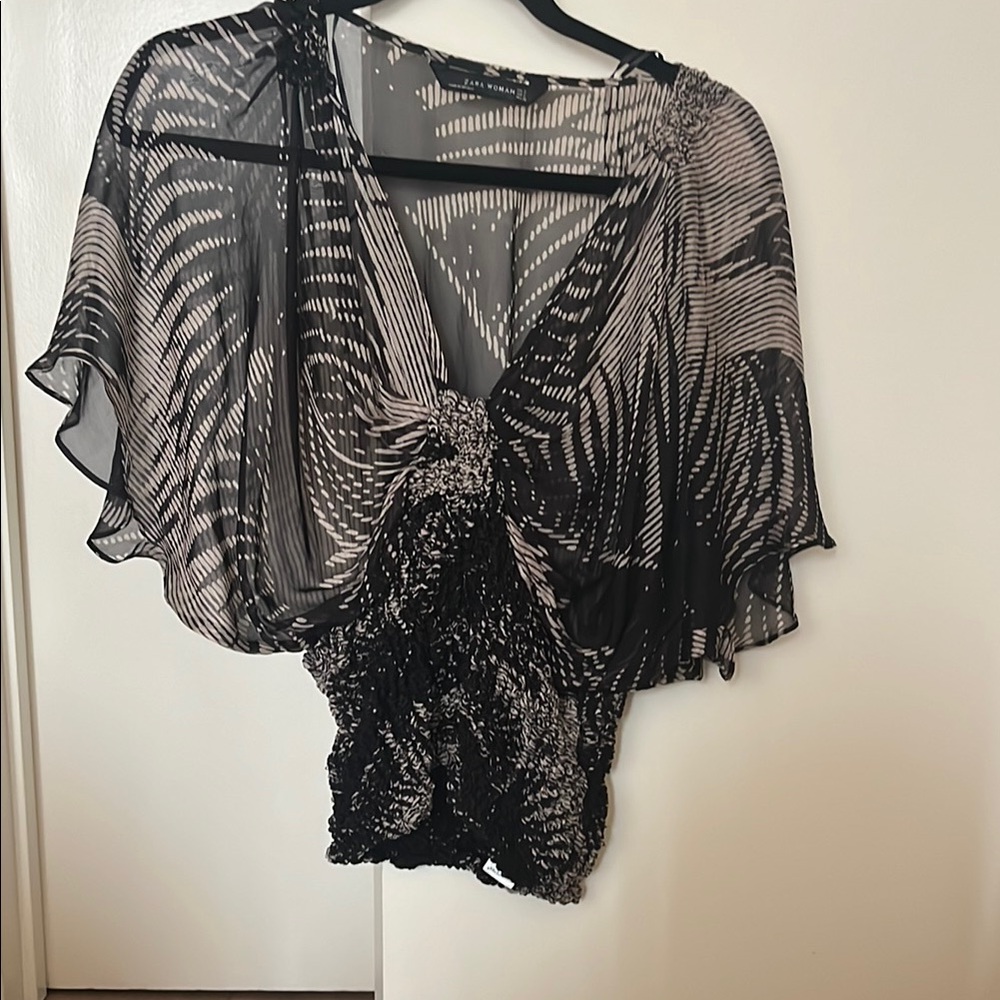 Zara Woman Black and White Patterned Blouse